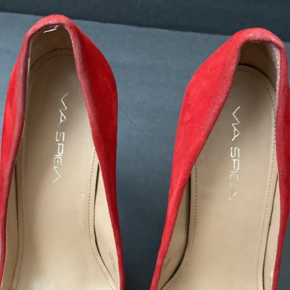 Electric Red Orange Via Spiga Pumps- Size 7 - Picture 7 of 8
